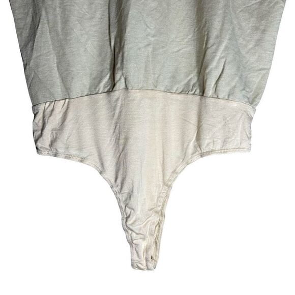 HEYSON Women's Short Sleeve Loose Fit Bodysuit - Size M - Picture 6 of 6